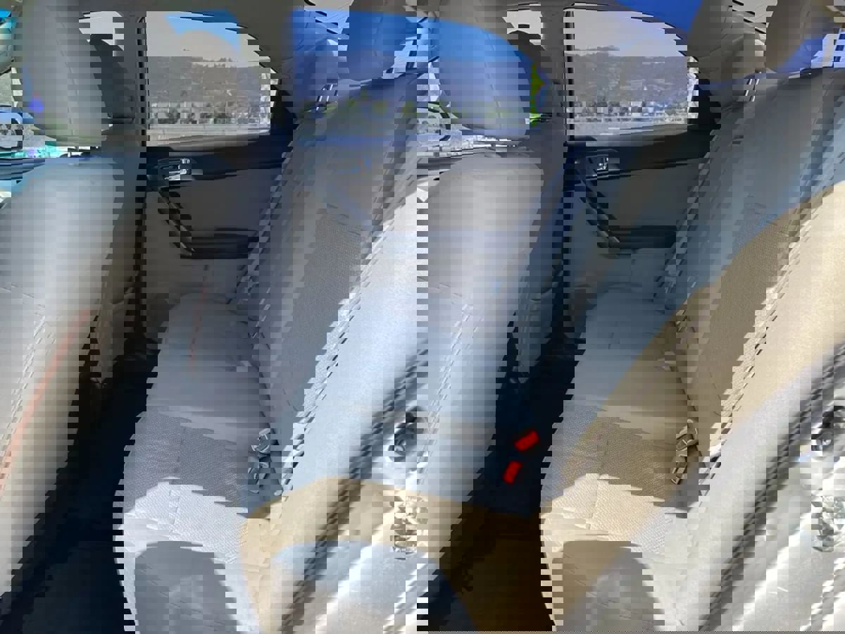 Used 2013 Kia Forte EX image 18