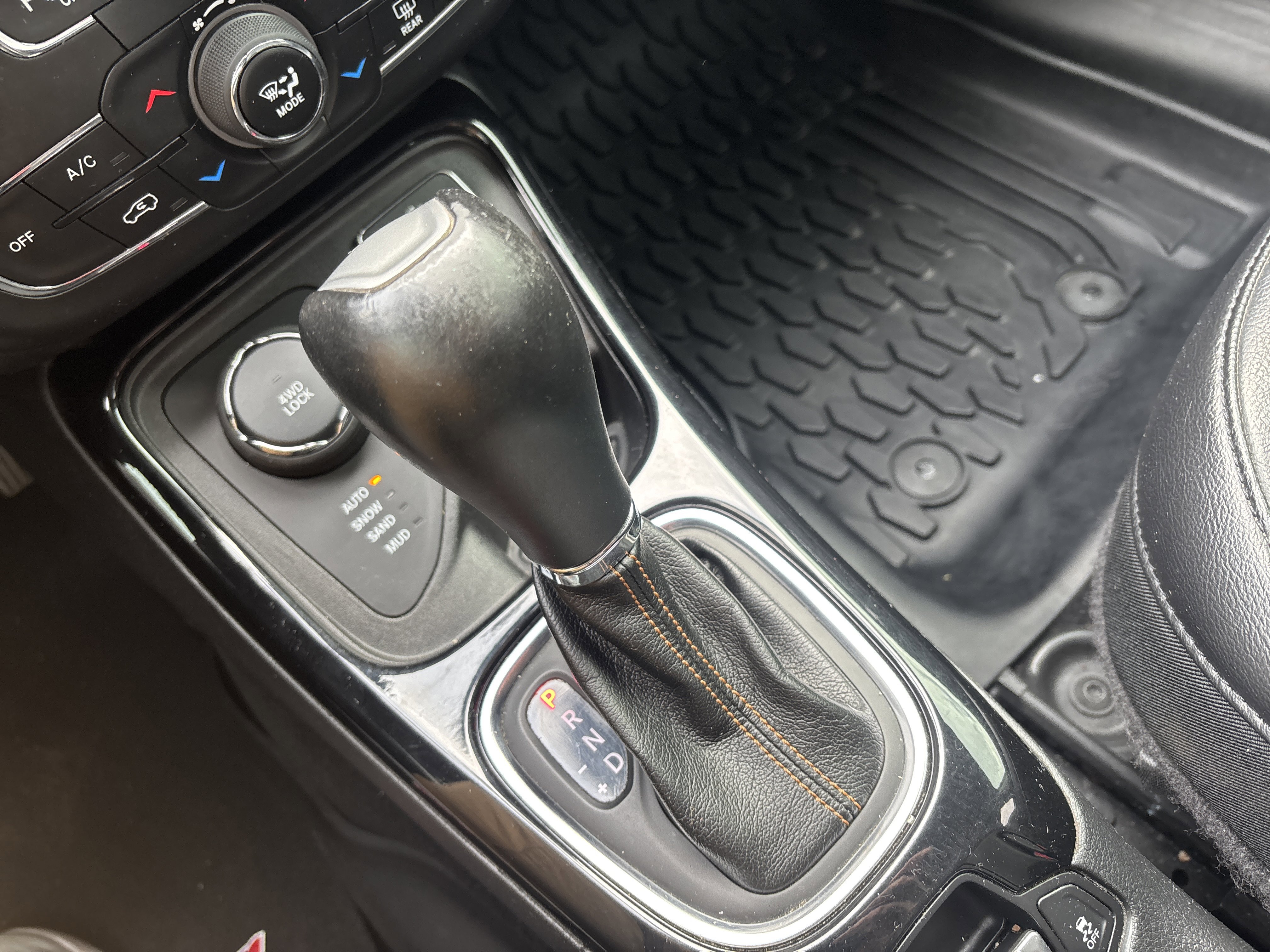 Used 2018 Jeep Compass Limited w/ Safe & Security Group image 23