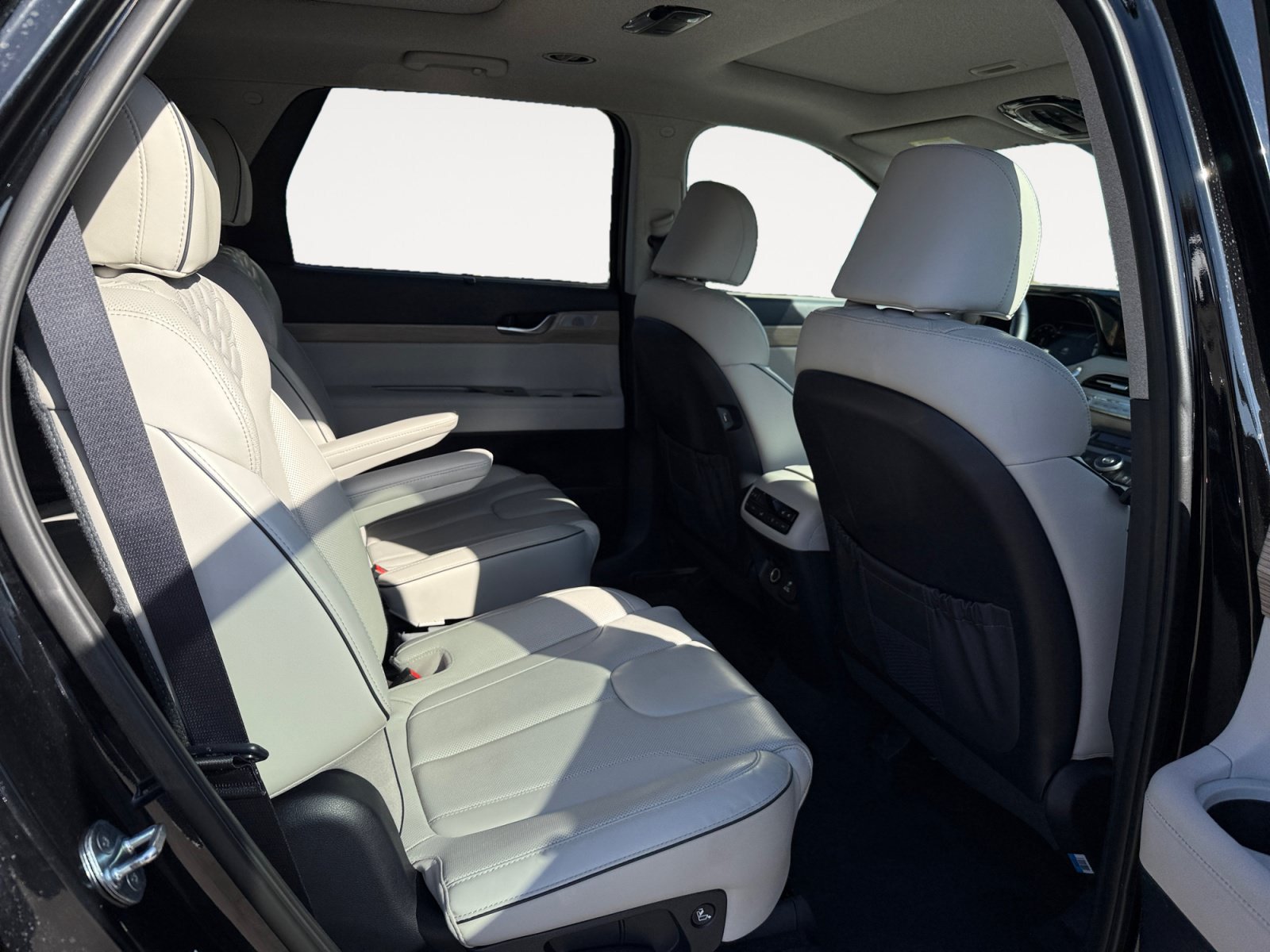 Certified 2022 Hyundai Palisade Limited FWD image 18