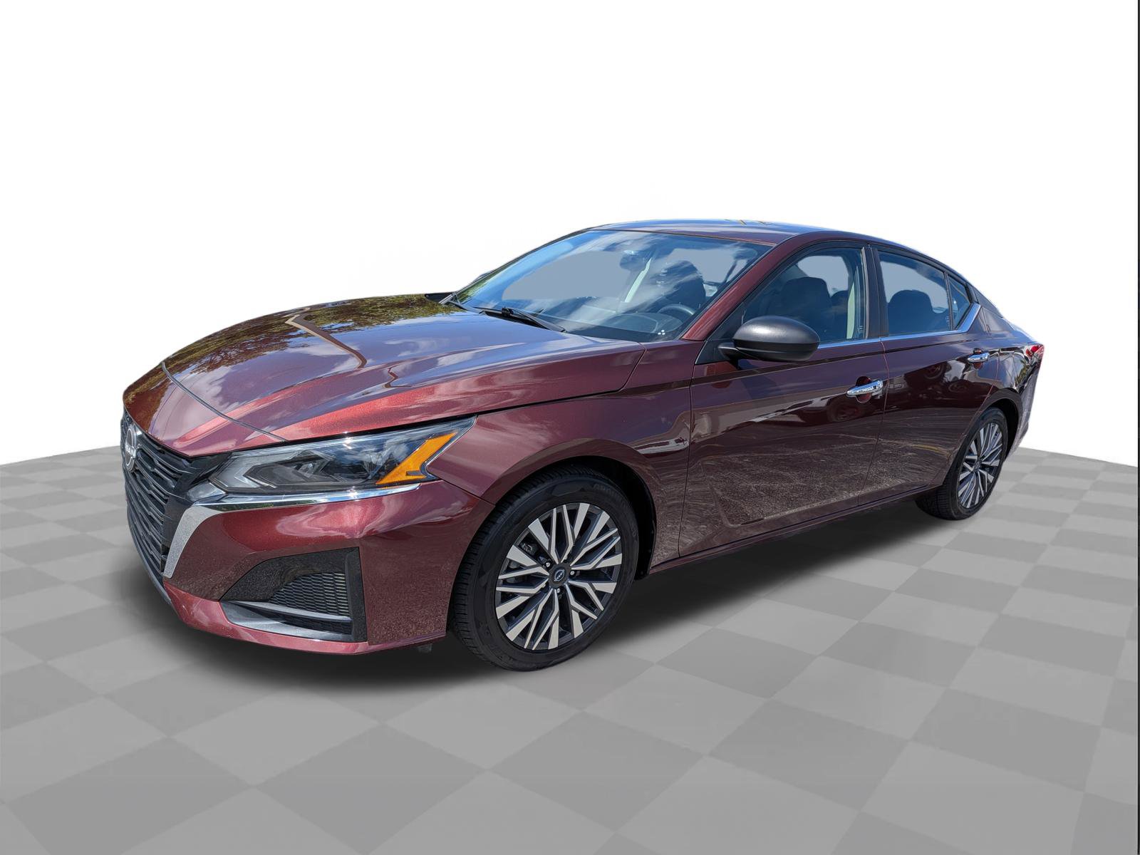 Used 2024 Nissan Altima 2.5 SV FWD image 8