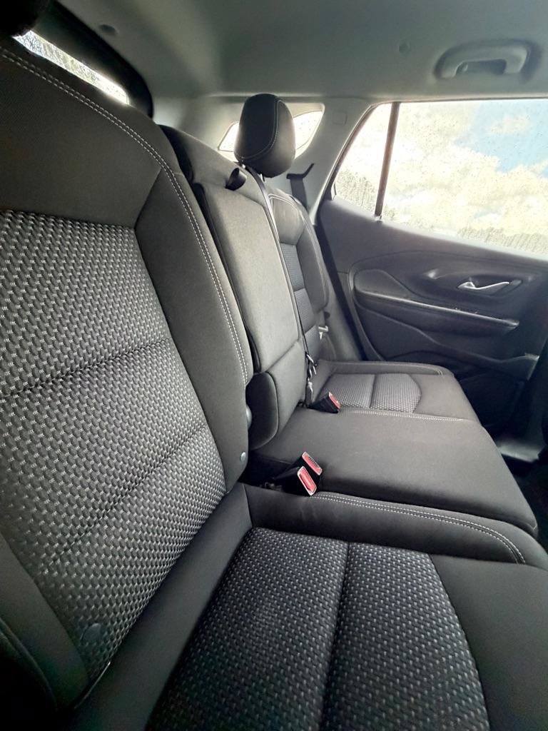 Used 2022 GMC Terrain SLE w/ Driver Convenience Package AWD/4WD image 17
