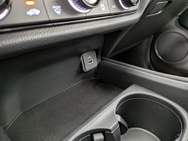 Used 2023 Honda HR-V LX image 8
