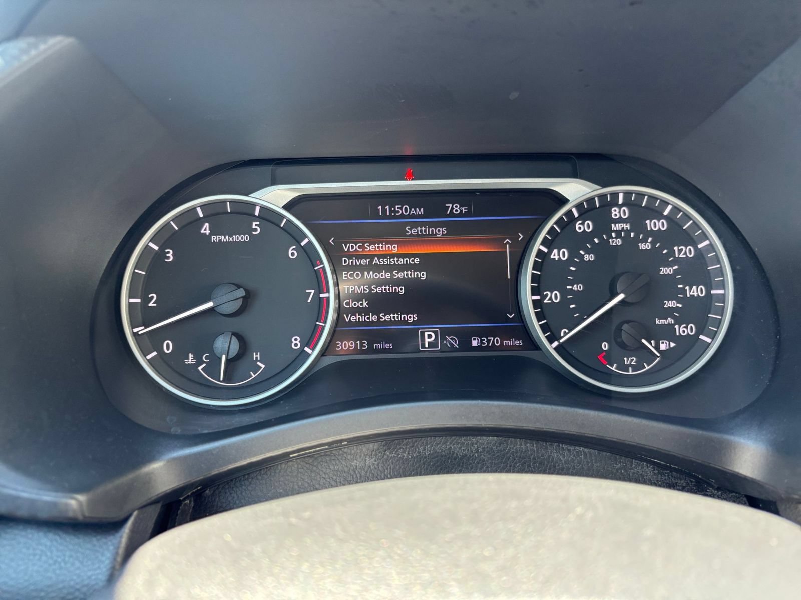 Used 2025 Nissan Sentra SV FWD image 33
