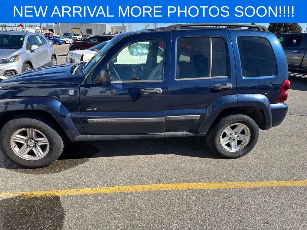 Used 2007 Jeep Liberty Sport AWD/4WD image 5
