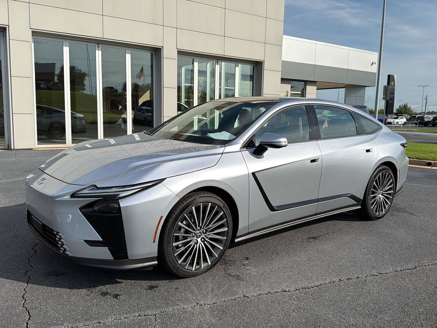 New 2026 Lexus ES 350e w/ Convenience Package FWD image 1
