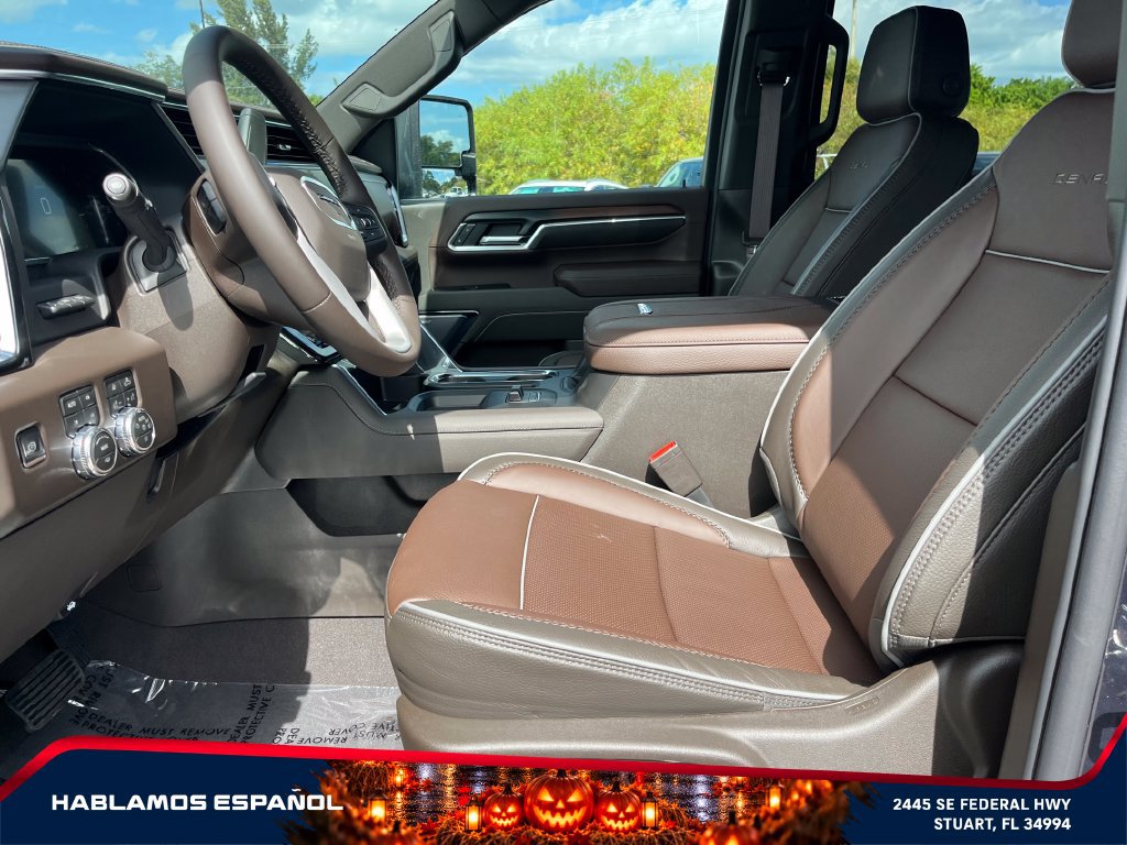 New 2026 GMC Sierra 3500 Denali w/ Denali Reserve Package AWD/4WD image 7
