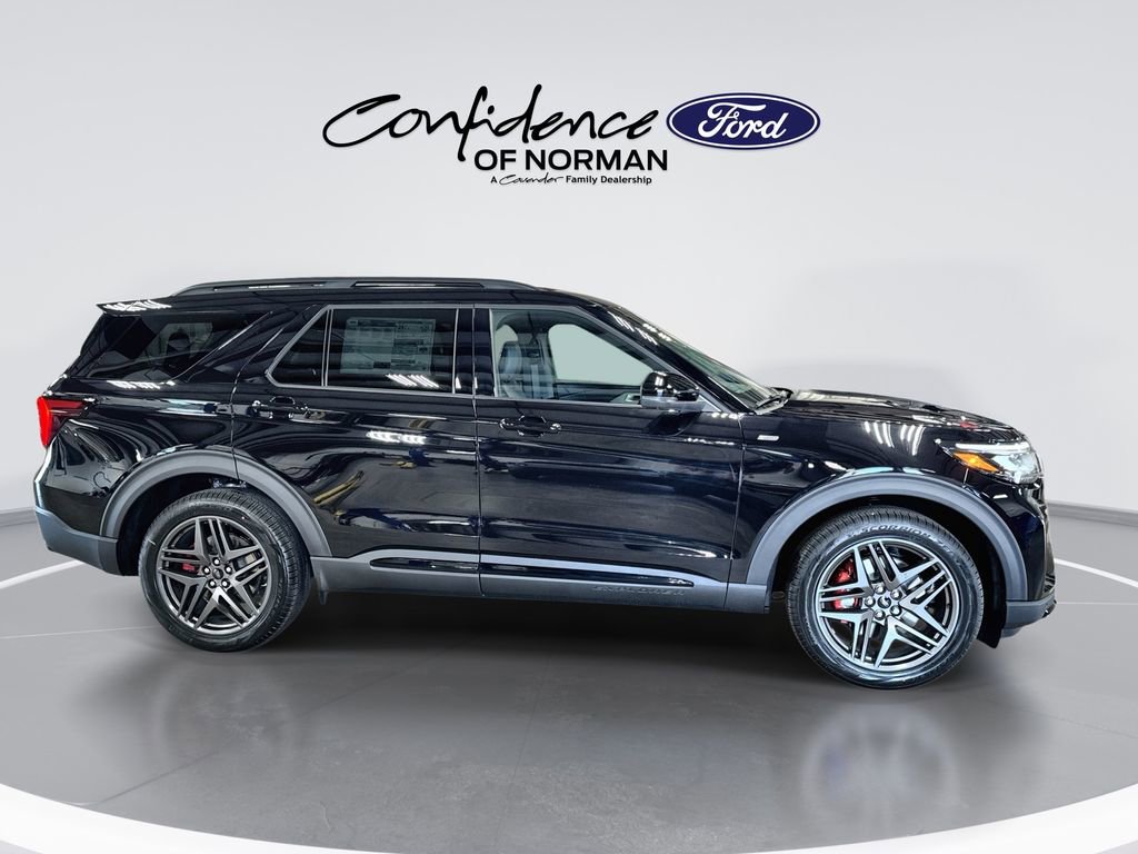 New 2026 Ford Explorer ST-Line w/ ST-Line Street Pack image 10