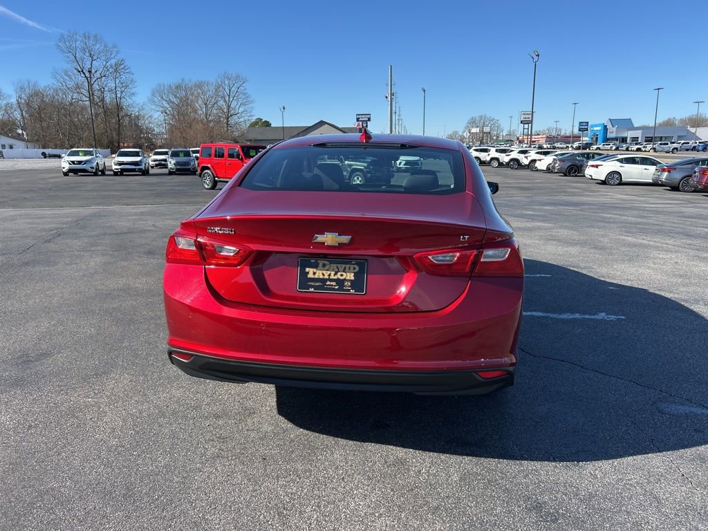 Used 2025 Chevrolet Malibu LT image 5