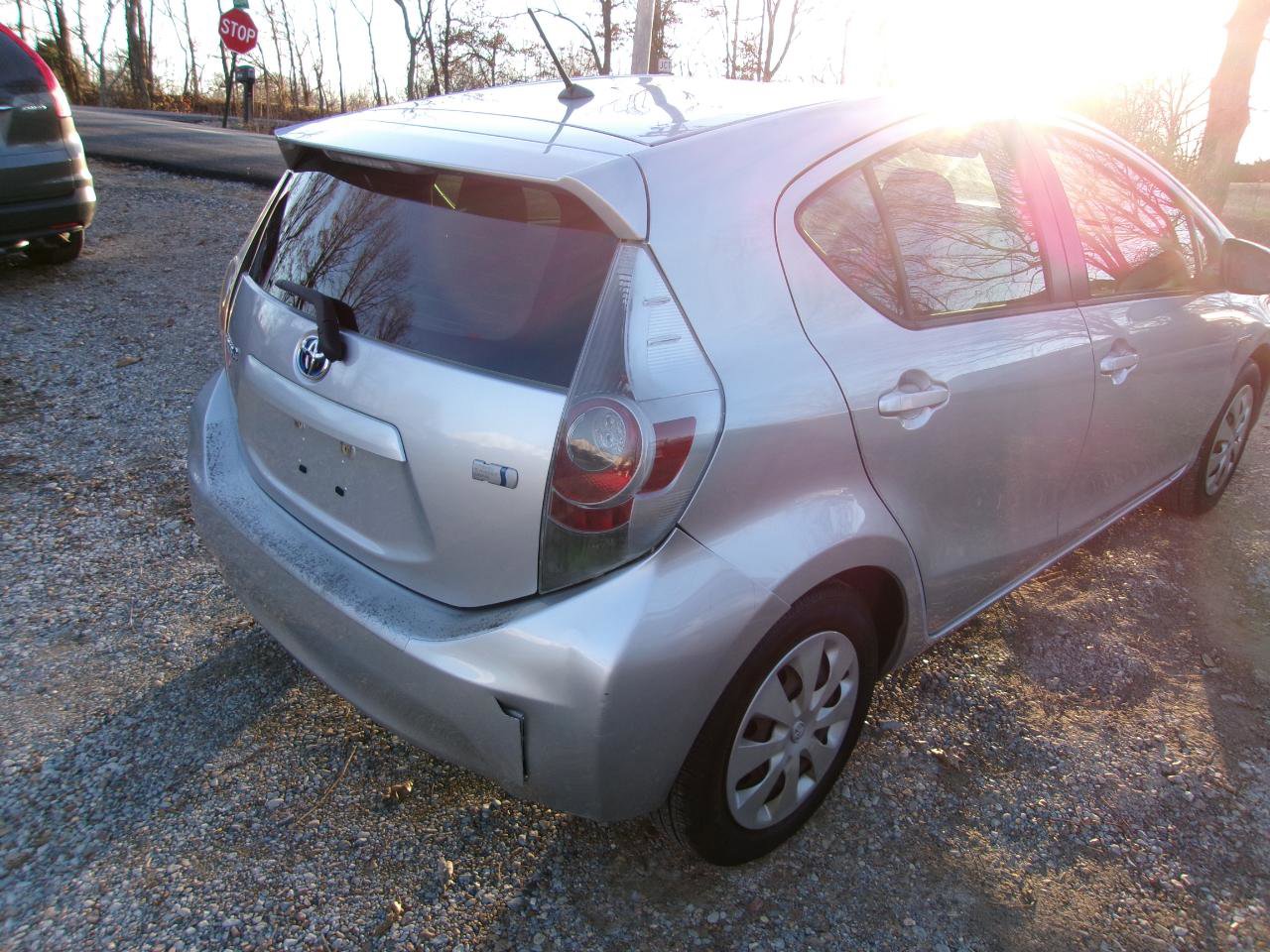 Used 2013 Toyota Prius C Two FWD image 10