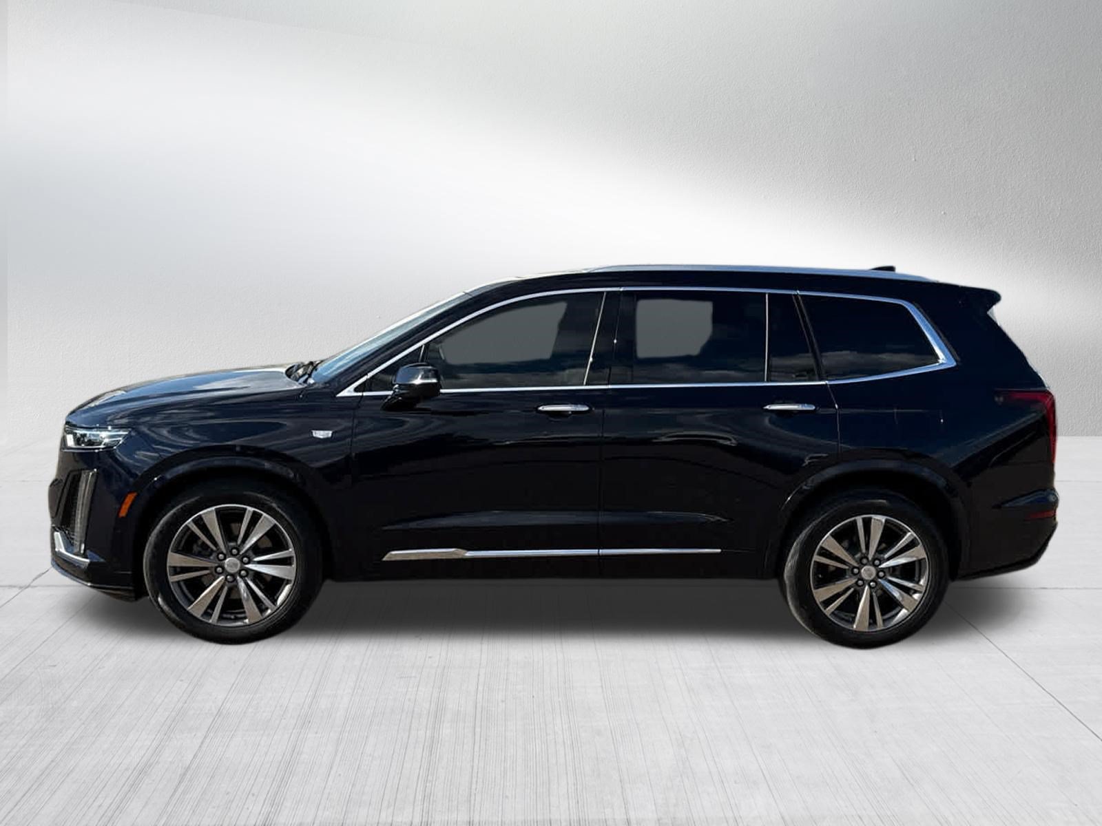 Used 2021 Cadillac XT6 Premium Luxury w/ Platinum Package AWD/4WD image 4