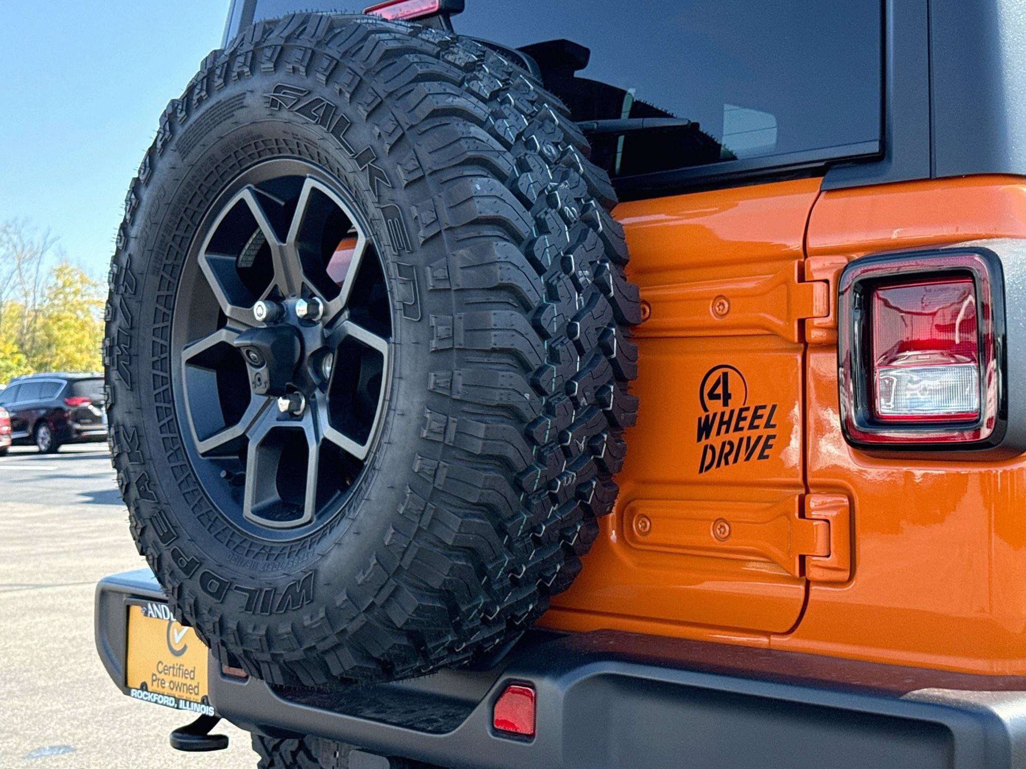 Used 2025 Jeep Wrangler Unlimited Sport AWD/4WD image 6