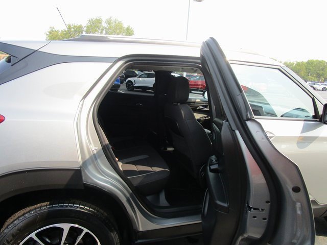 Certified 2024 Chevrolet TrailBlazer LT w/ LT Cold Weather Package image 24