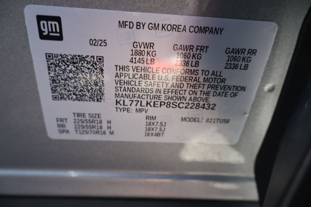 Used 2025 Chevrolet Trax ACTIV w/ Sunroof Package FWD image 36