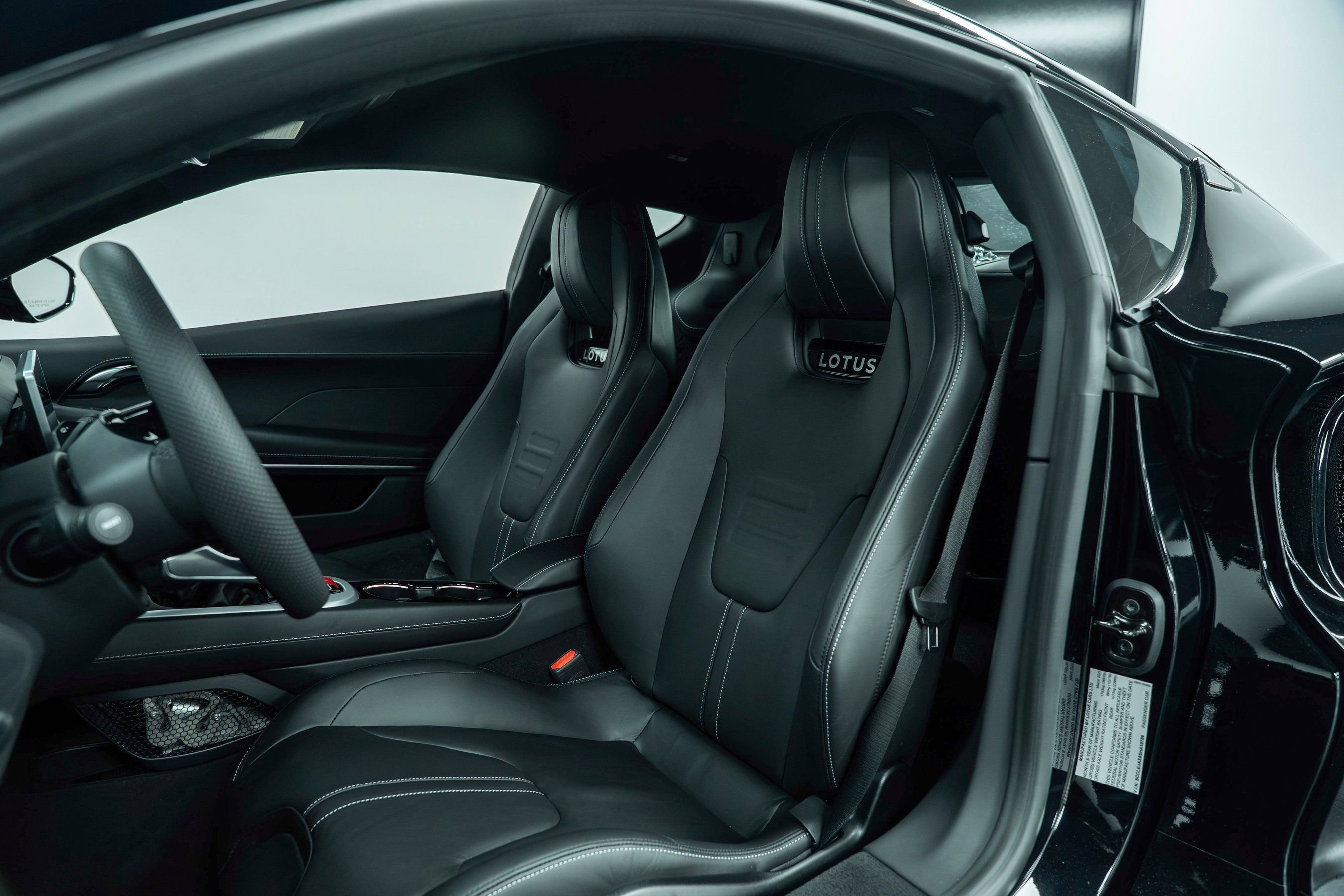 New 2025 Lotus Emira image 21