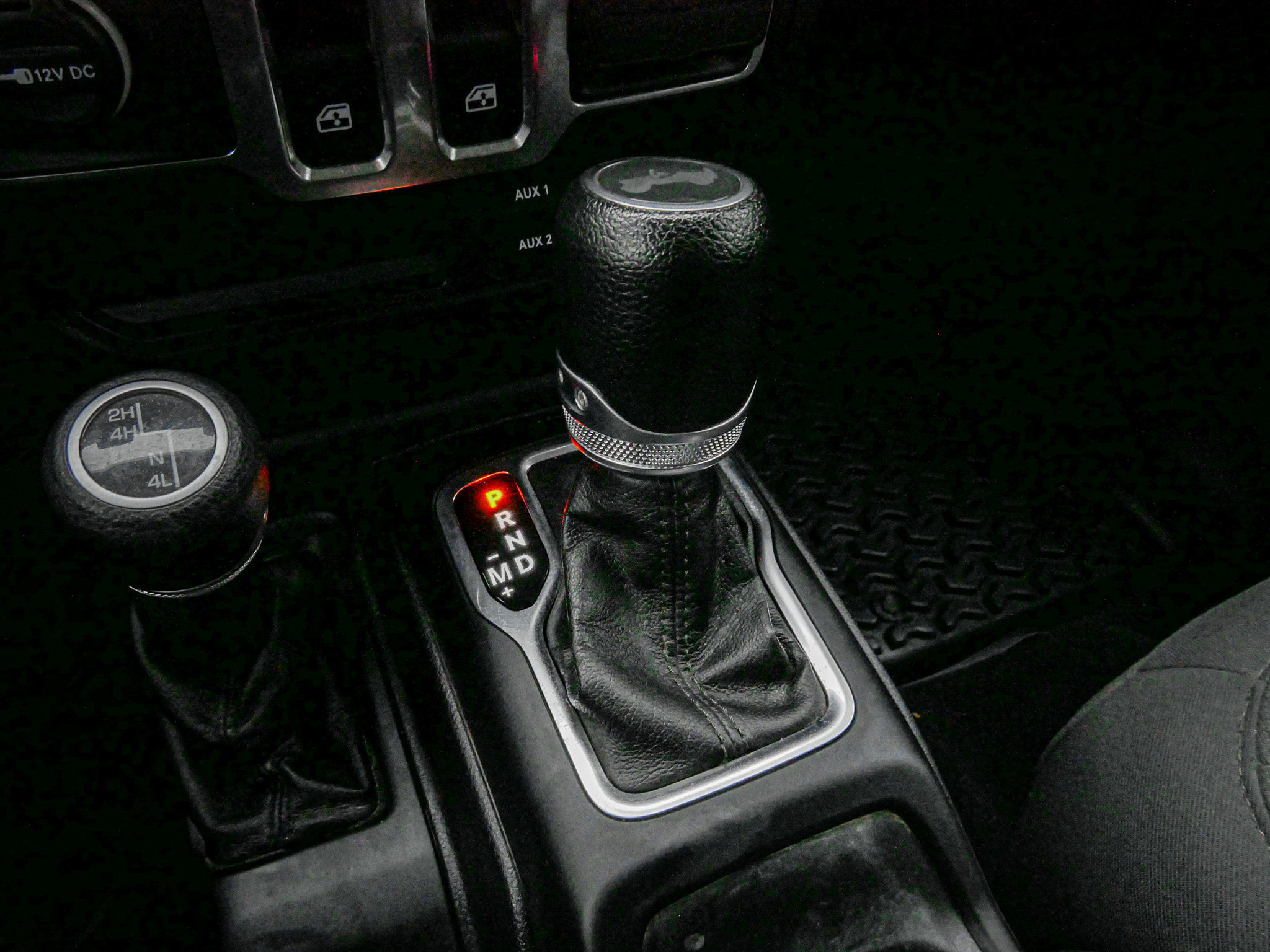 Used 2020 Jeep Wrangler Sport AWD/4WD image 25