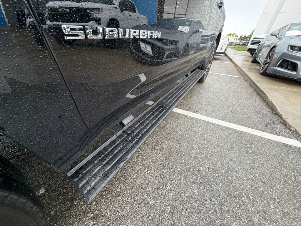 New 2026 Chevrolet Suburban High Country AWD/4WD image 12