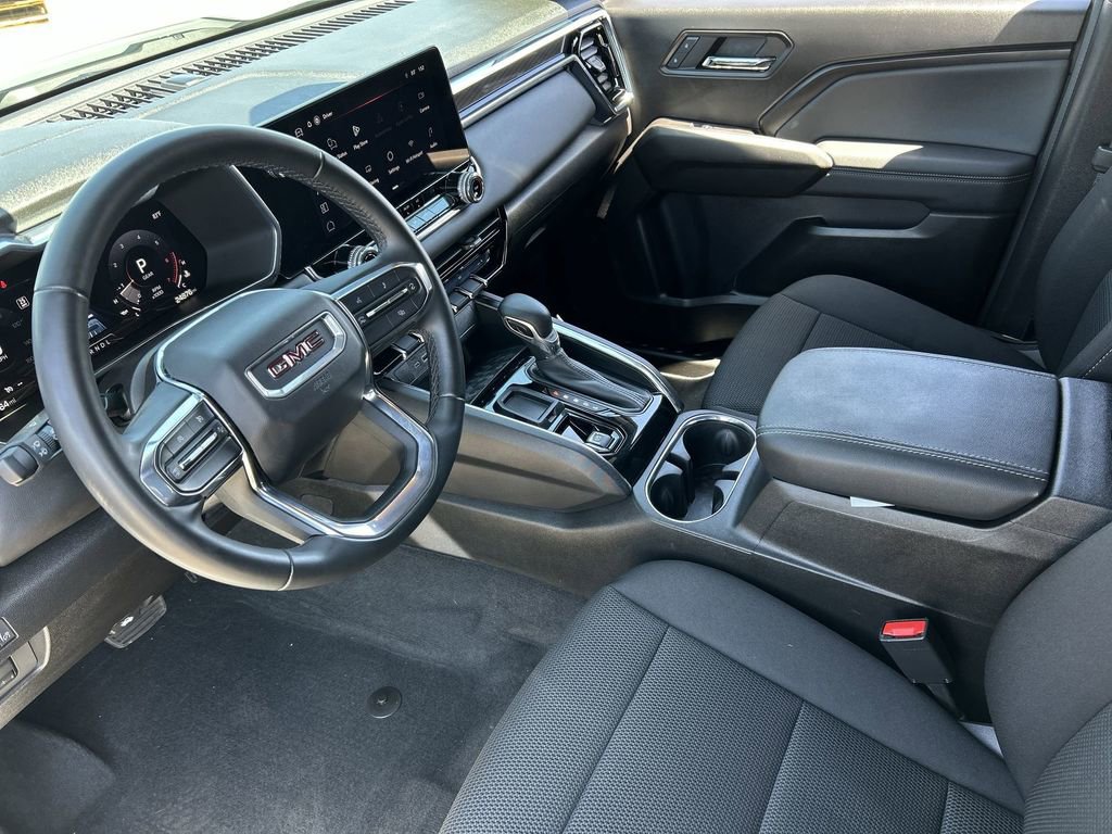 Used 2025 GMC Canyon Elevation RWD image 10
