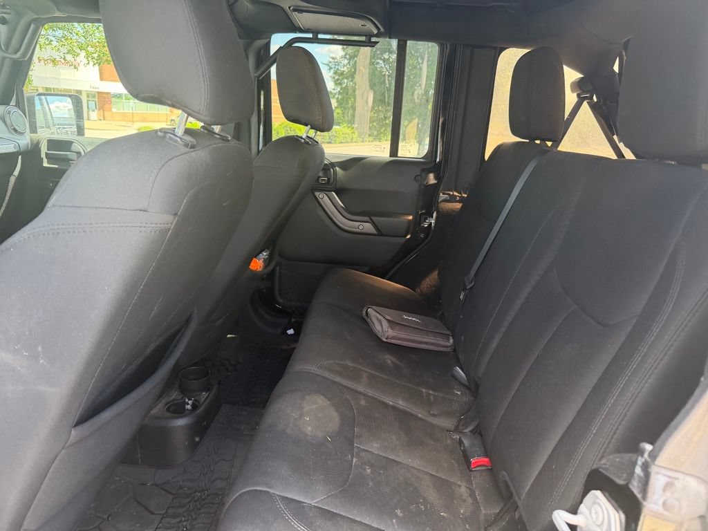 Used 2017 Jeep Wrangler Unlimited Sport w/ Quick Order Package 24S AWD/4WD image 7