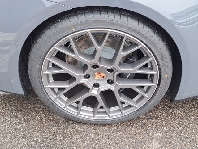 Used 2026 Porsche 911 Carrera image 12