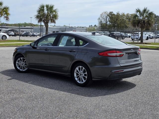 Used 2020 Ford Fusion SE w/ Fleet SE Value Package image 4