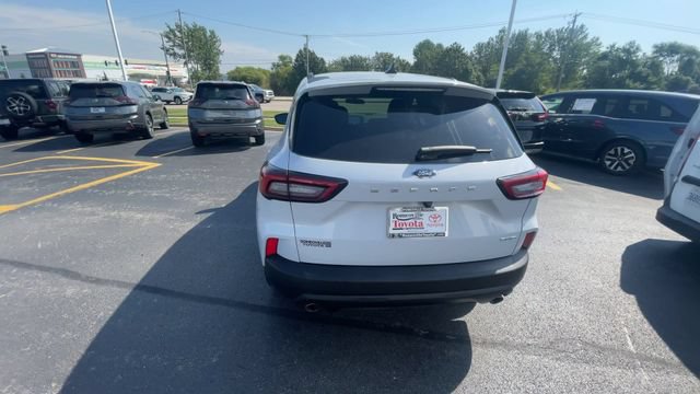 Used 2025 Ford Escape ST-Line Select AWD/4WD image 9