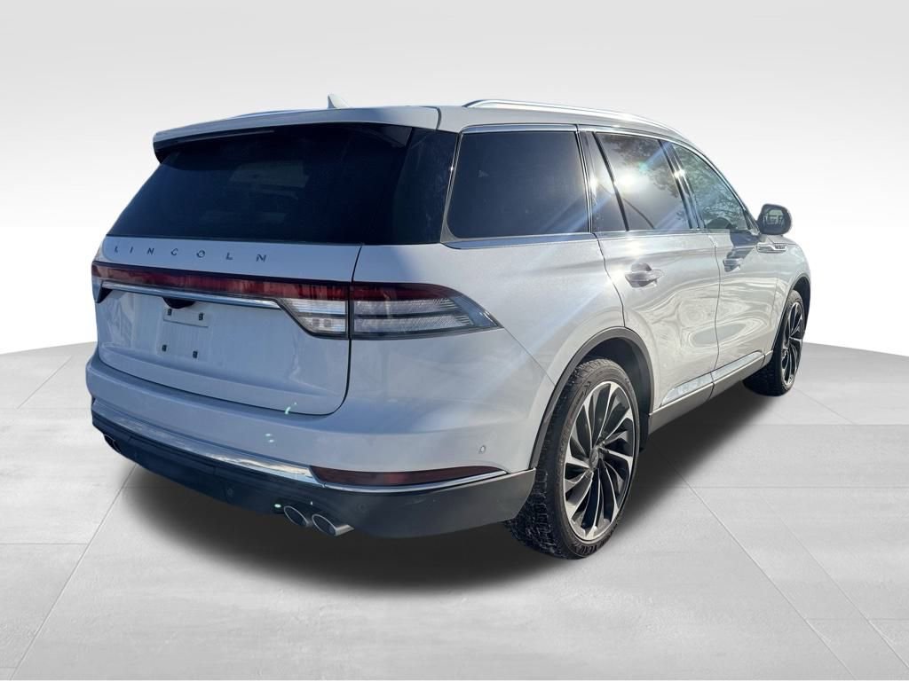 Used 2021 Lincoln Aviator Reserve w/ Equipment Group 202A image 7
