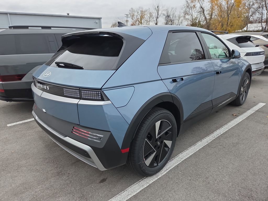 New 2026 Hyundai Ioniq 5 SE image 6