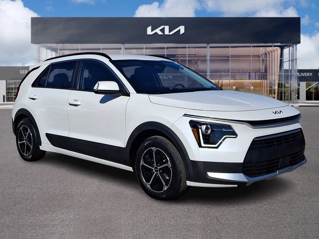 Certified 2023 Kia Niro EX FWD image 1