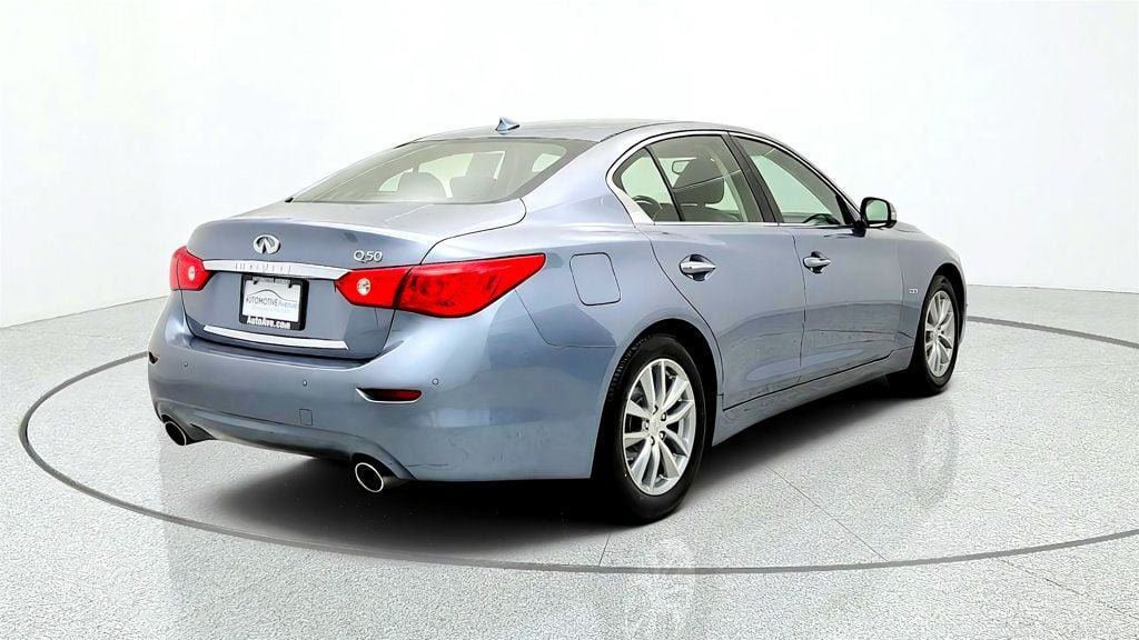 Used 2017 INFINITI Q50 Premium w/ 2.0T Premium Plus Package RWD image 5