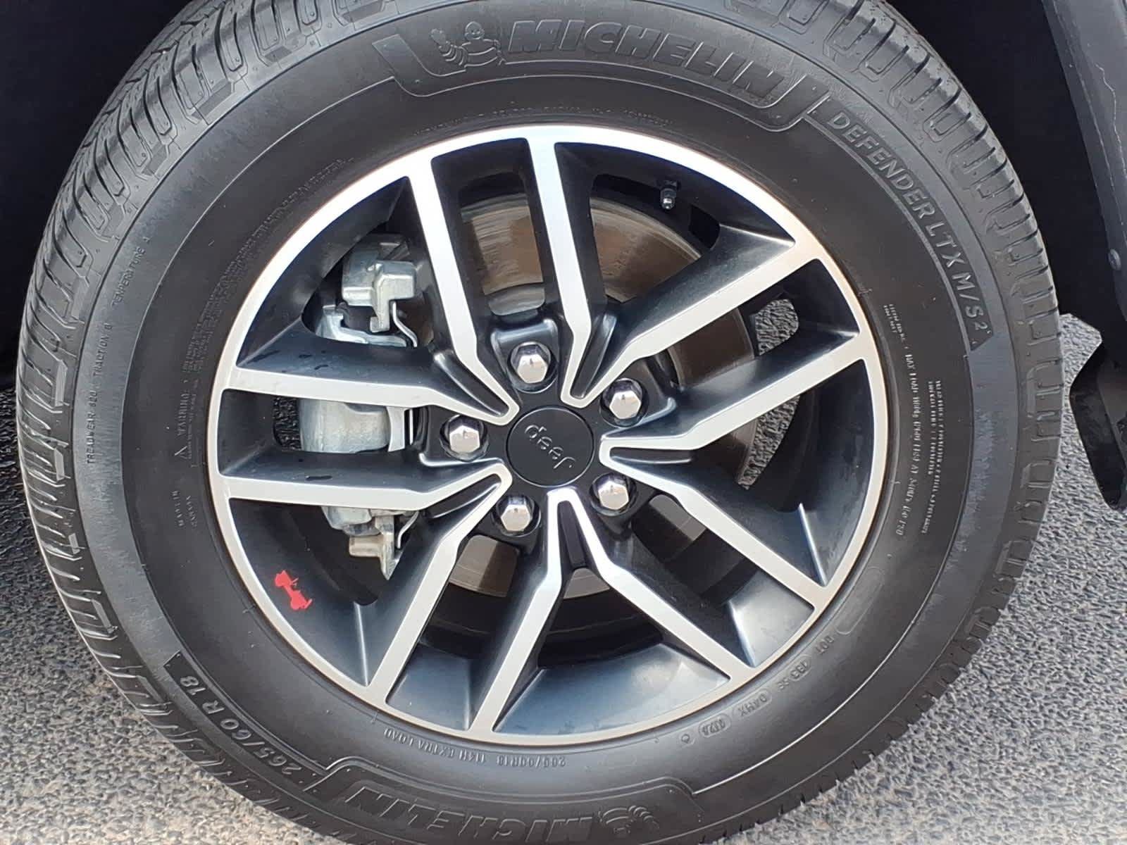 Used 2020 Jeep Grand Cherokee Trailhawk AWD/4WD image 8
