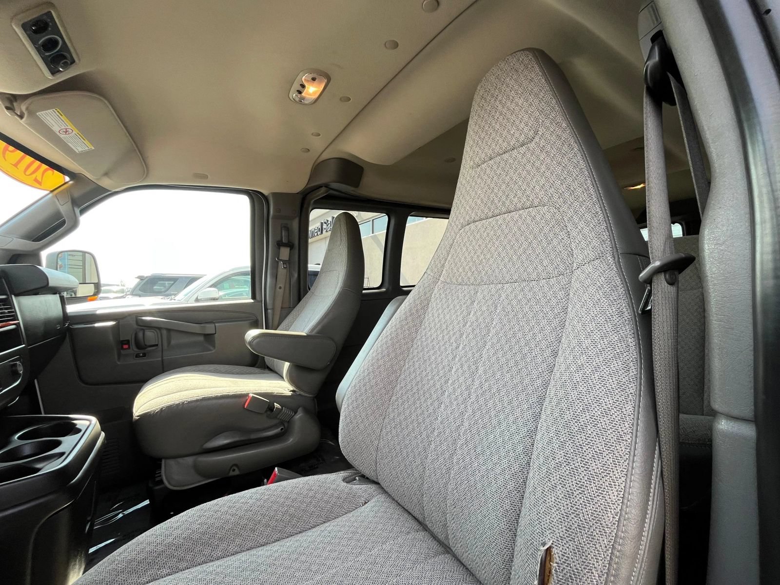 Used 2019 Chevrolet Express 3500 LT w/ LT Preferred Equipment Group RWD image 23