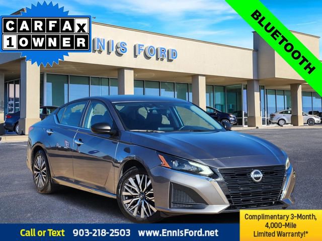 Used 2024 Nissan Altima 2.5 SV image 1