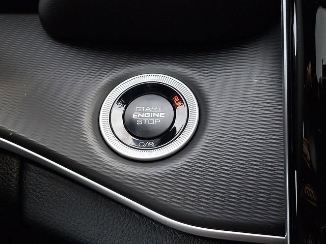 New 2025 Jeep Grand Cherokee Altitude image 20