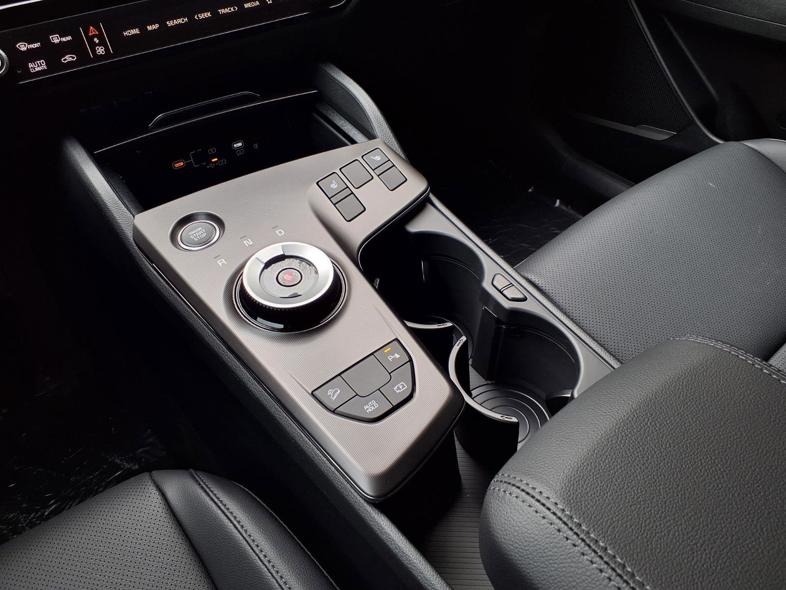 New 2026 Kia Sportage AWD Hybrid image 9