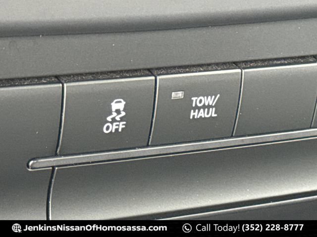 Used 2024 RAM 1500 Classic SLT RWD image 41