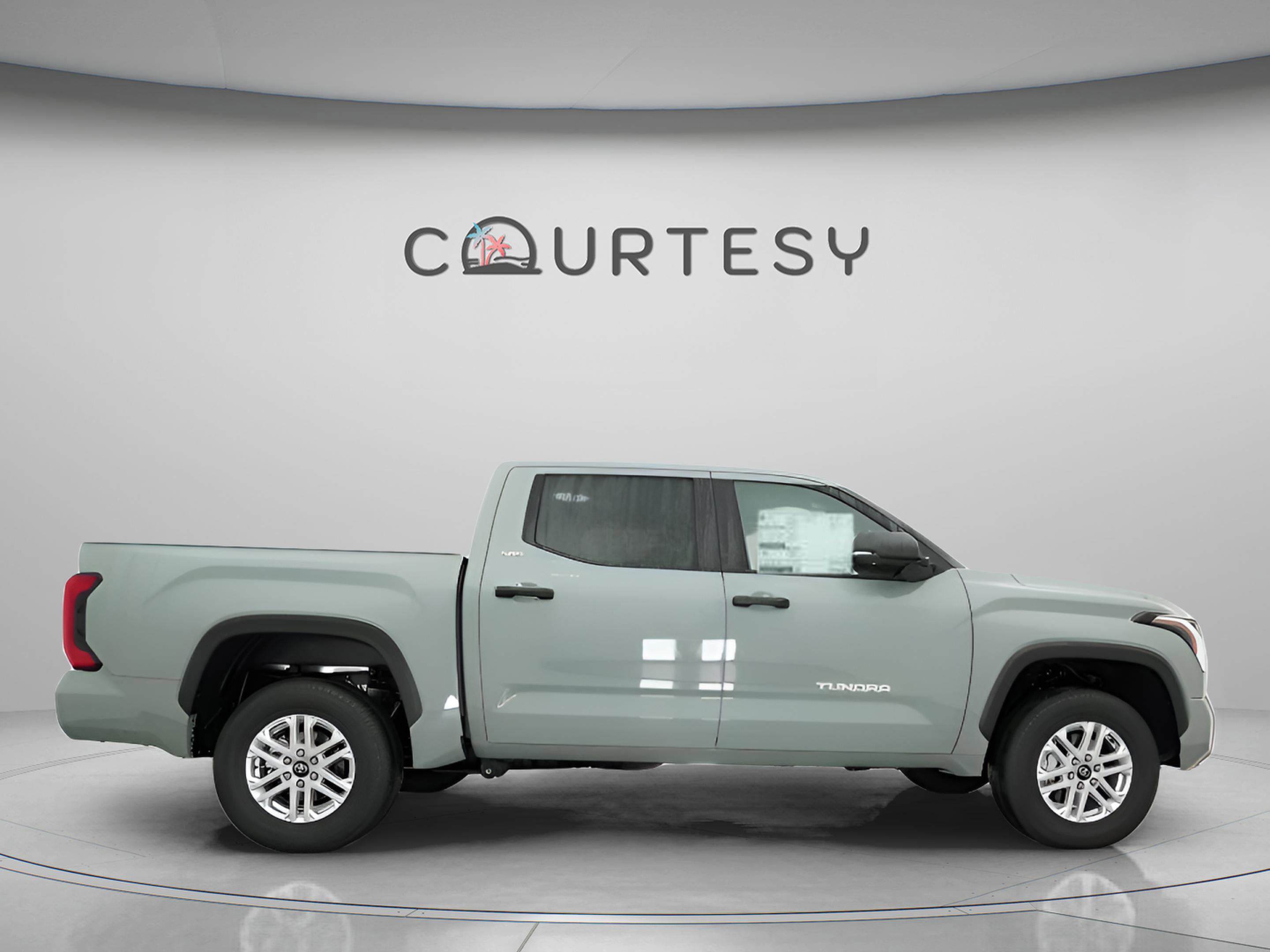 New 2025 Toyota Tundra SR5 w/ SR5 Convenience Package AWD/4WD image 14