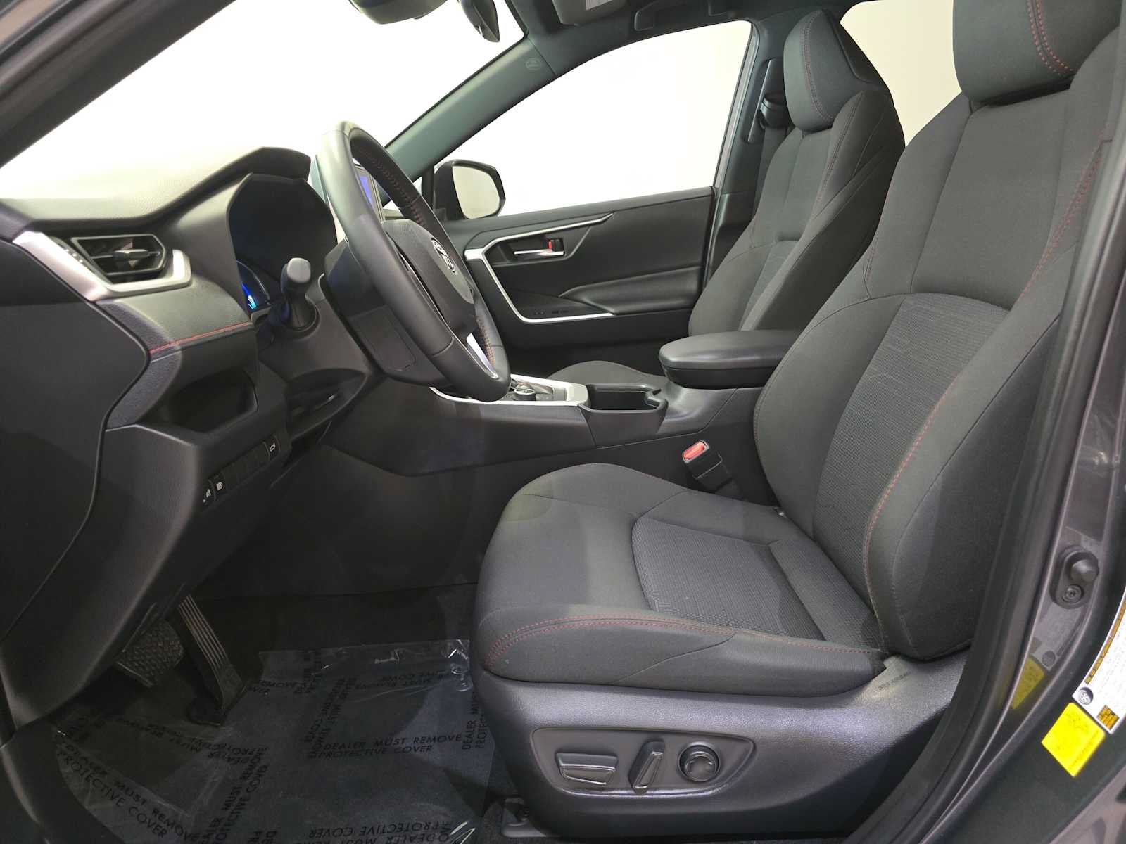 Used 2024 Toyota RAV4 SE AWD/4WD image 21