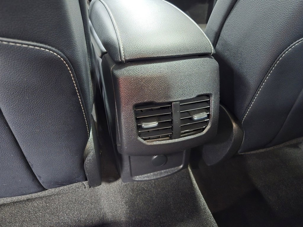 Used 2019 Ford Fusion SEL image 36