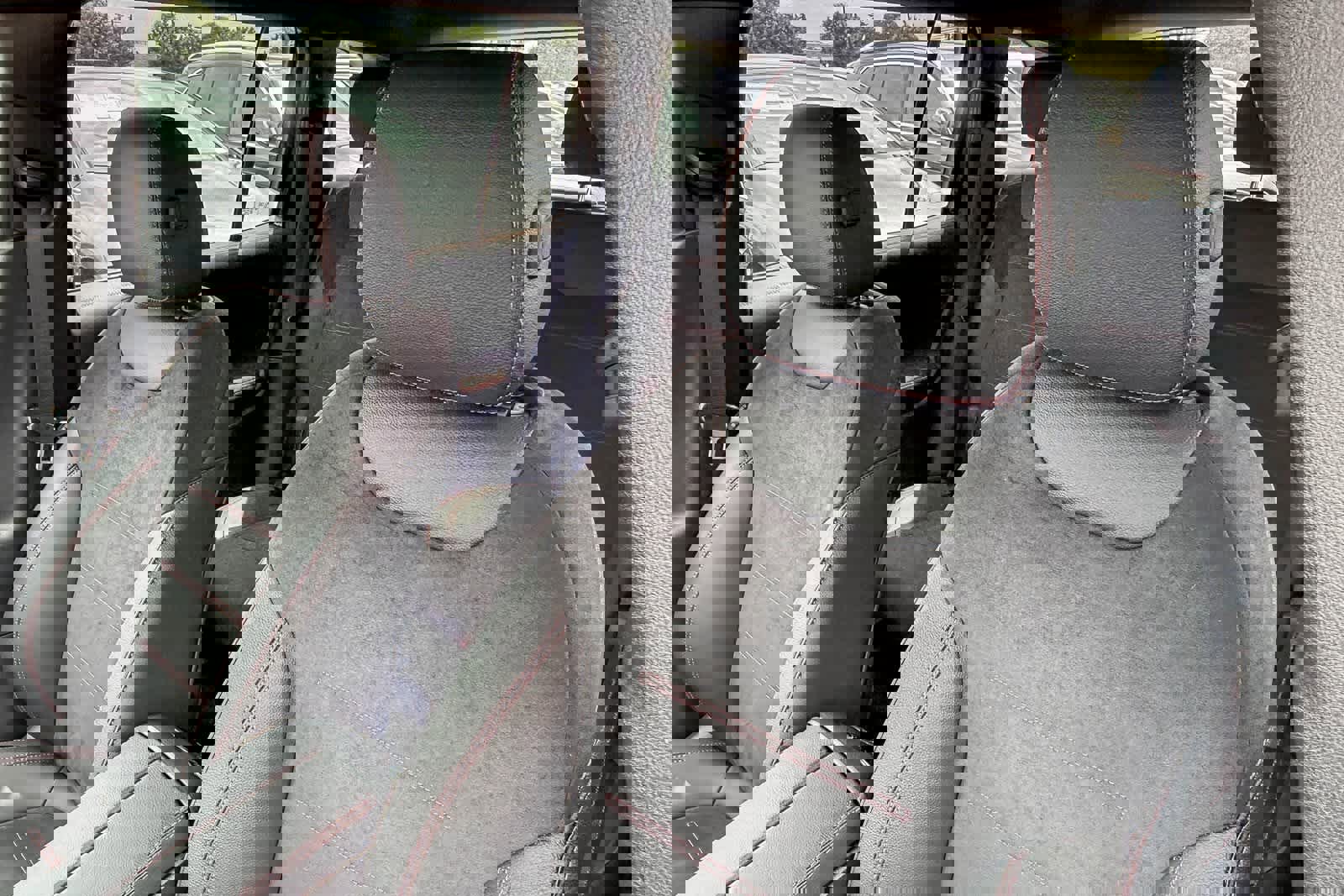 Used 2024 Mercedes-Benz EQB 350 4MATIC SUV image 27