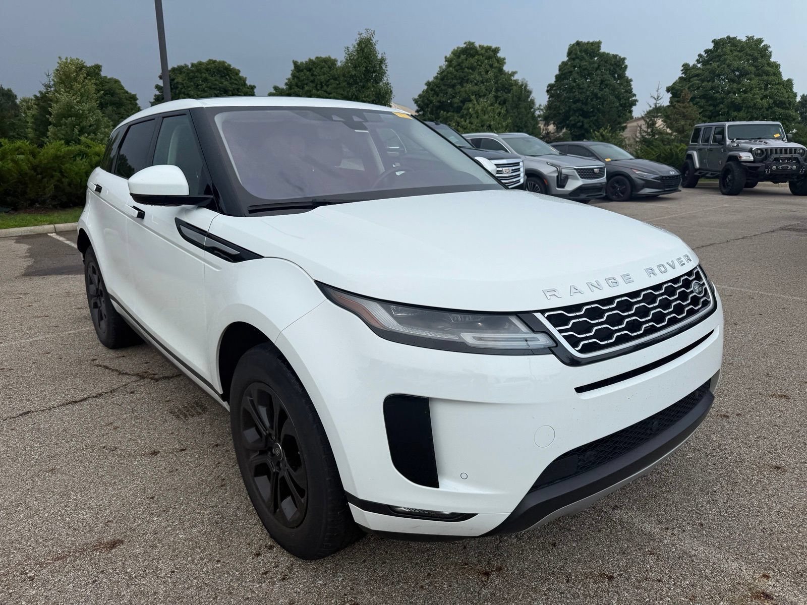 Used 2020 Land Rover Range Rover Evoque S AWD/4WD image 3