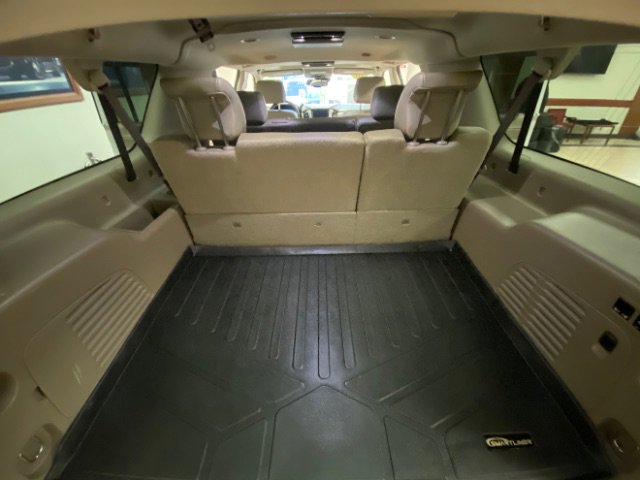 Used 2020 GMC Yukon XL SLT w/ Open Road Package AWD/4WD image 16
