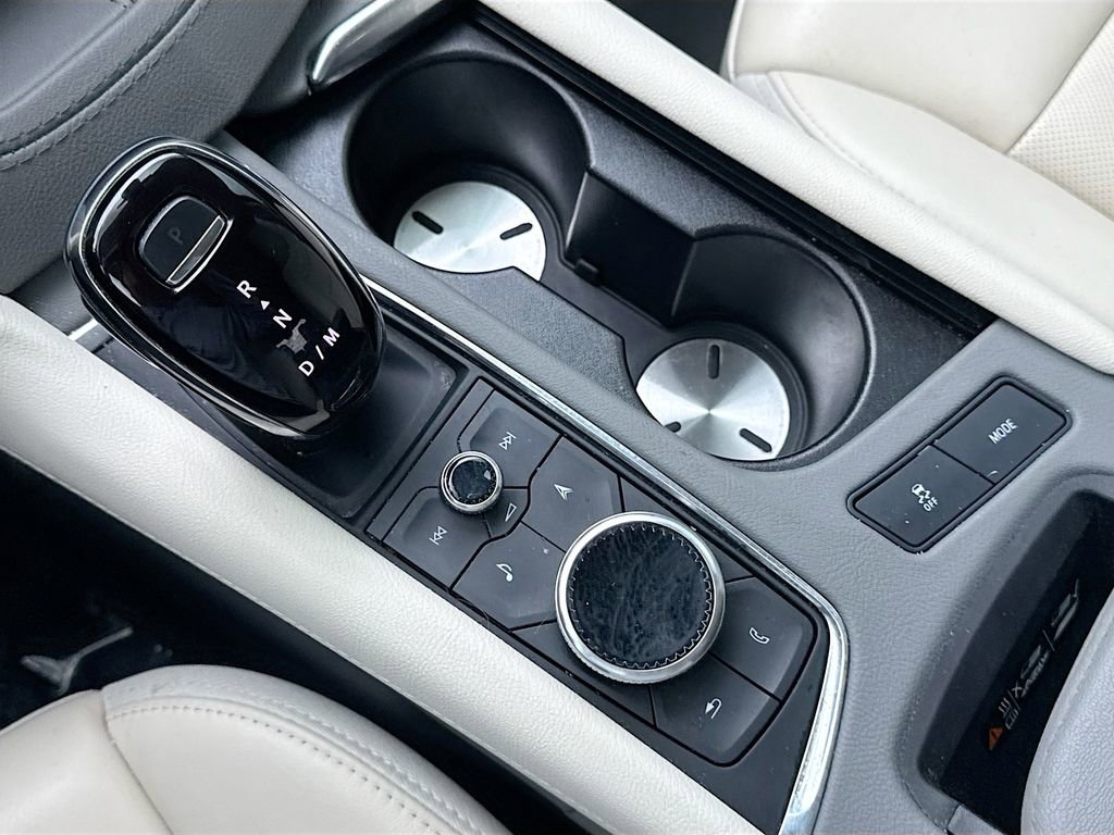 Used 2024 Cadillac XT6 Premium Luxury image 30