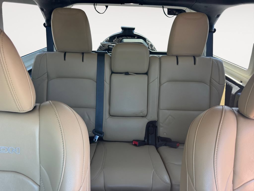 Used 2018 Jeep Wrangler Unlimited Rubicon AWD/4WD image 13