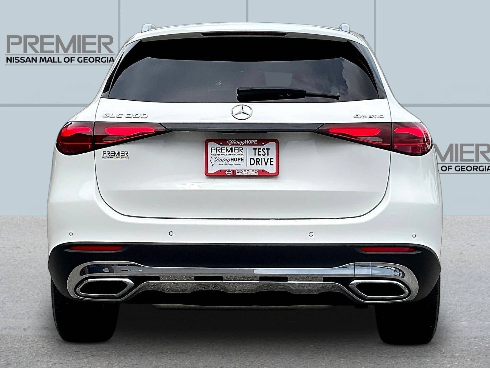 Used 2024 Mercedes-Benz GLC 300 4MATIC image 6