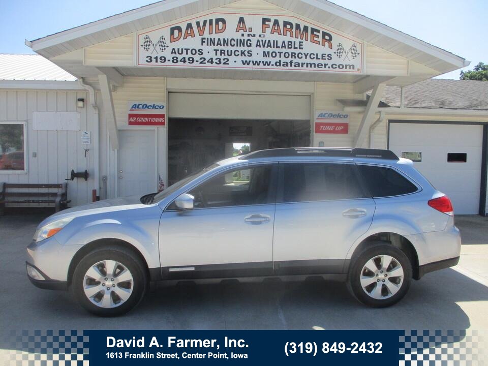 Used 2012 Subaru Outback 2.5i Premium w/ All-Weather Pkg AWD/4WD image 1