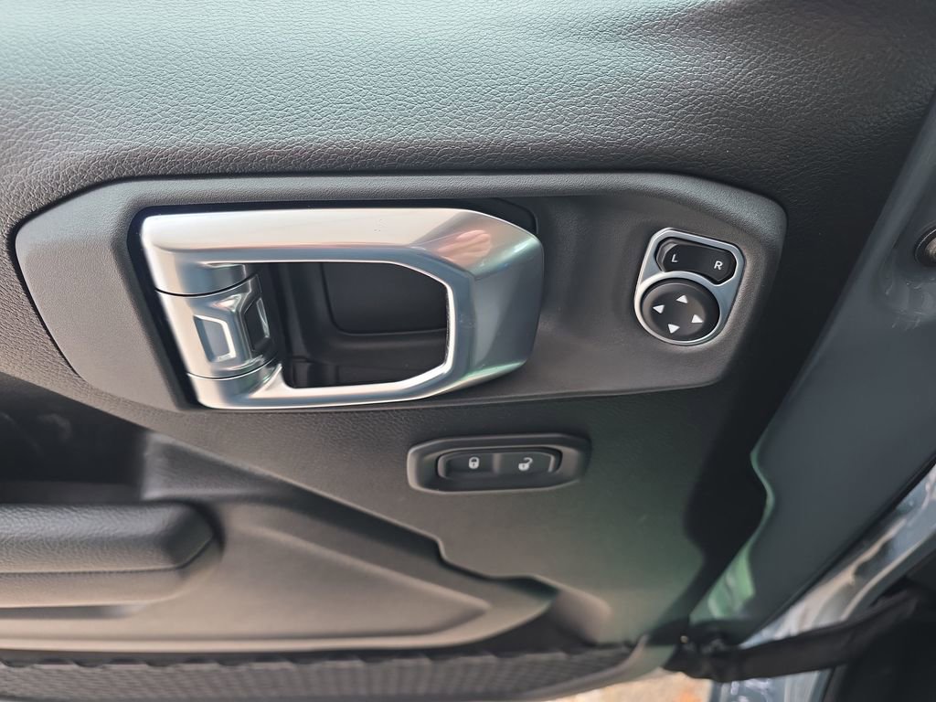 New 2026 Jeep Gladiator Sport image 11