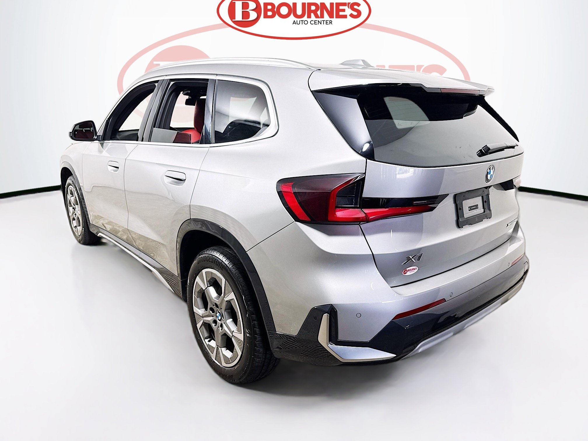 Used 2025 BMW X1 xDrive28i AWD/4WD image 9