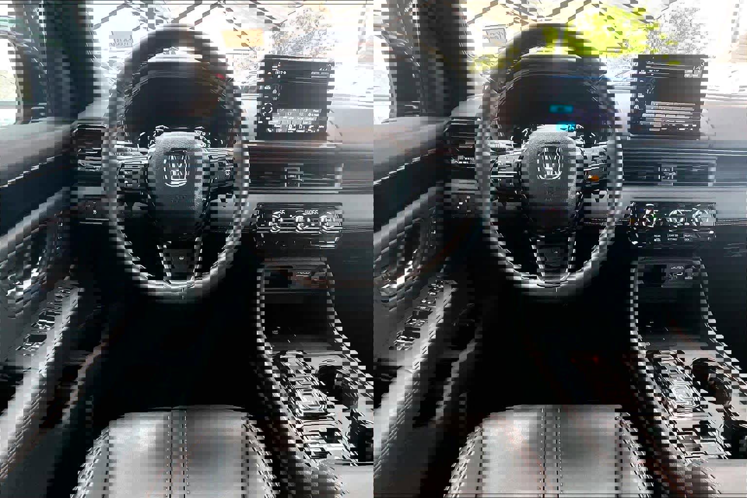 Used 2025 Honda Pilot TrailSport image 6