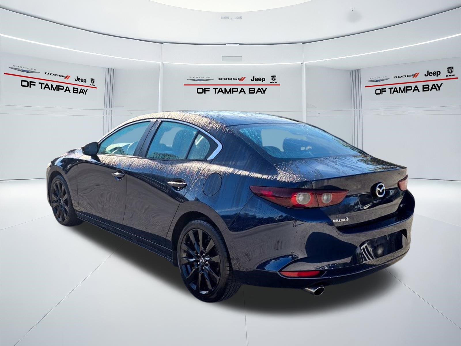 Used 2025 MAZDA MAZDA3 s FWD image 4