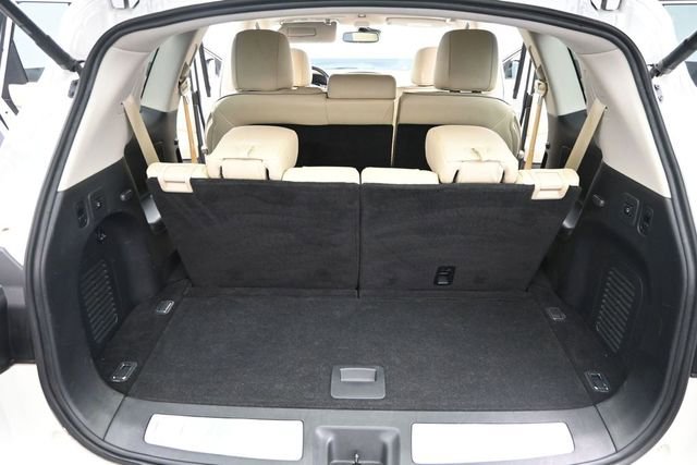 Used 2019 INFINITI QX60 Luxe w/ Sensory Package AWD/4WD image 17